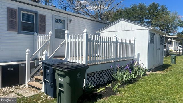 306 DALE LN, Williamstown, NJ 08094