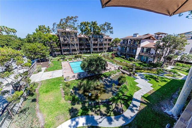 6315 MARINA PACIFICA Drive S, Long Beach, CA 90803