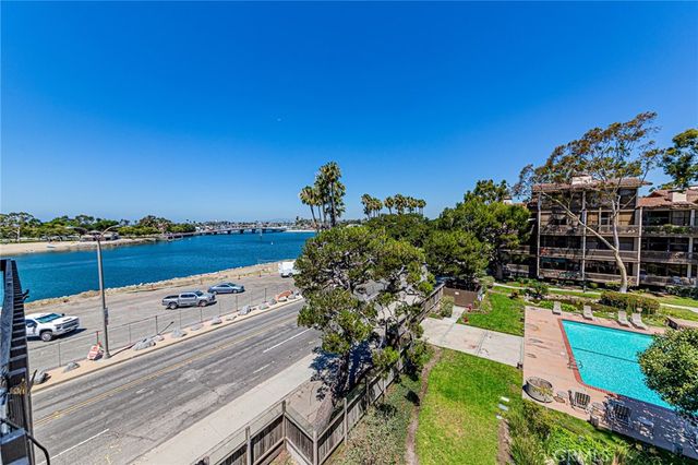 6315 MARINA PACIFICA Drive S, Long Beach, CA 90803