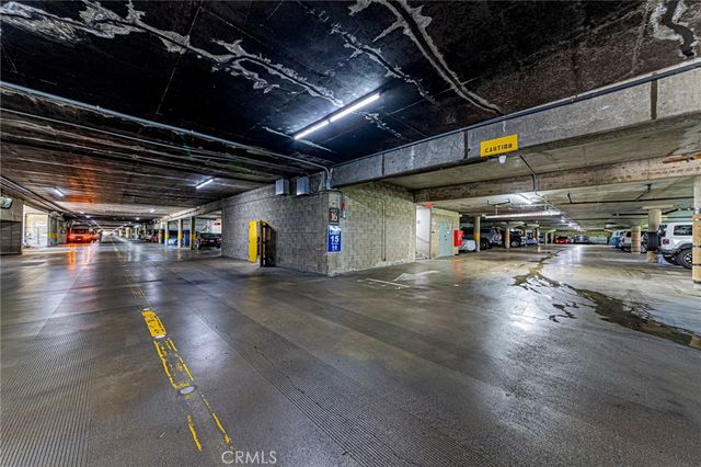 6315 MARINA PACIFICA Drive S, Long Beach, CA 90803
