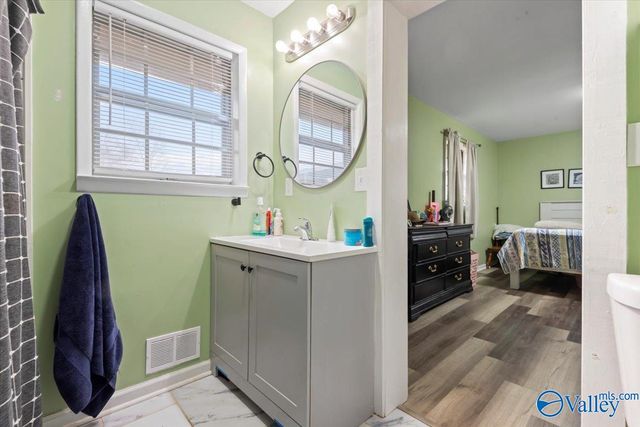 102 Wilson Chapel Road, Susan Moore, AL 35952