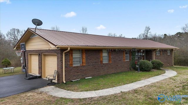 102 Wilson Chapel Road, Susan Moore, AL 35952