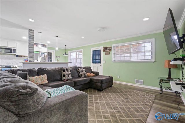 102 Wilson Chapel Road, Susan Moore, AL 35952