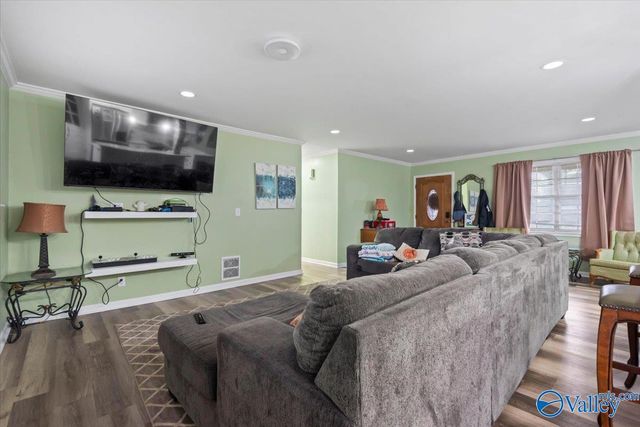 102 Wilson Chapel Road, Susan Moore, AL 35952