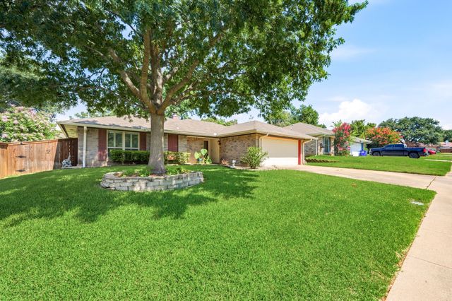 2507 Poppy Lane, Euless, TX 76039