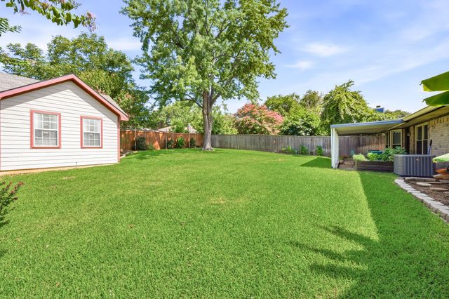 2507 Poppy Lane, Euless, TX 76039