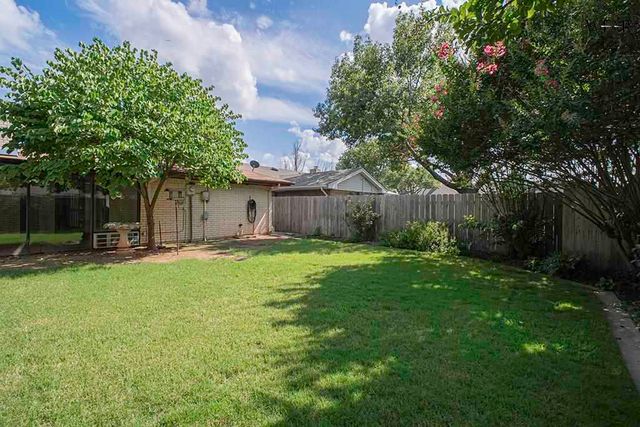 2812 LOMA LINDA LANE, Wichita Falls, TX 76308