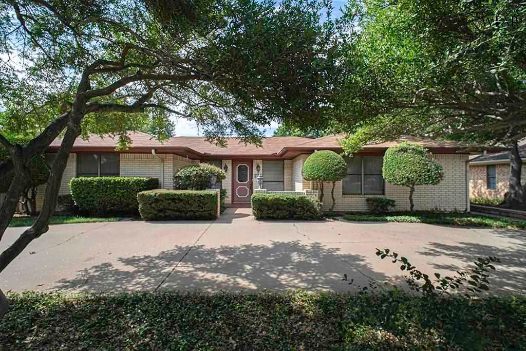 2812 LOMA LINDA LANE, Wichita Falls, TX 76308