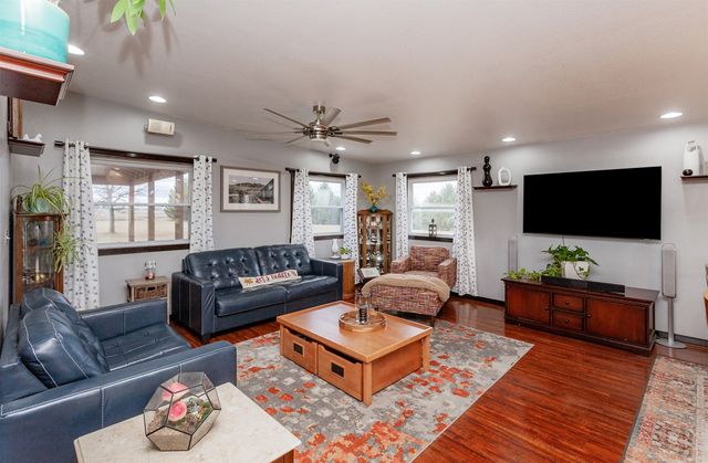 4061 NE 70th Avenue, Ankeny, IA 50021