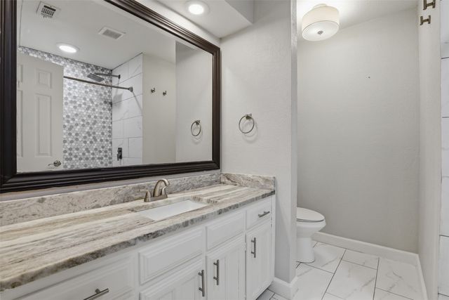 3107 Emerald Street, Bedford, TX 76021