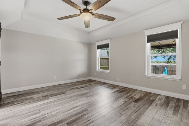 3107 Emerald Street, Bedford, TX 76021
