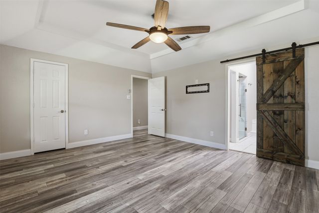 3107 Emerald Street, Bedford, TX 76021