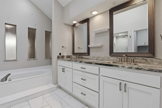 3107 Emerald Street, Bedford, TX 76021