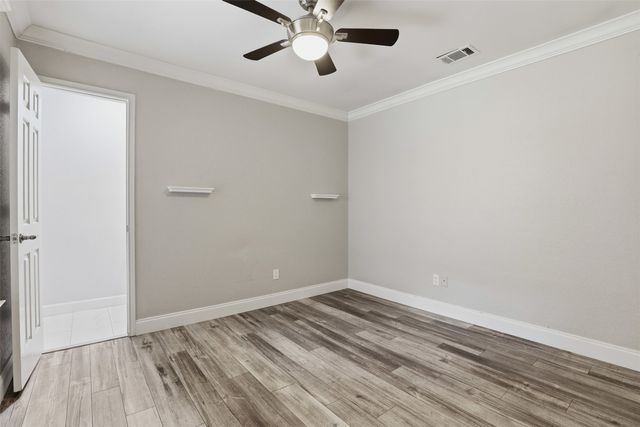 3107 Emerald Street, Bedford, TX 76021