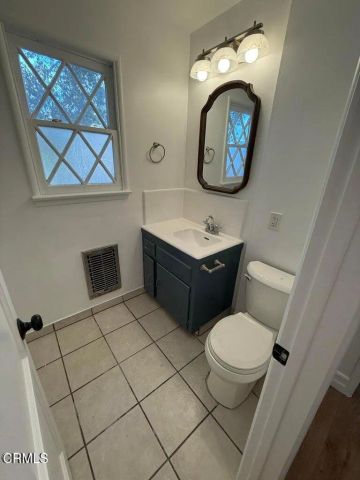 2010 Verdugo Boulevard 1, Glendale, CA 91208