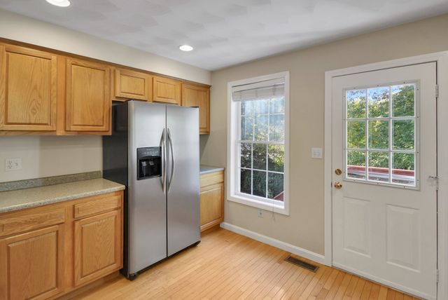 170 Bay State Rd, Methuen, MA 01844