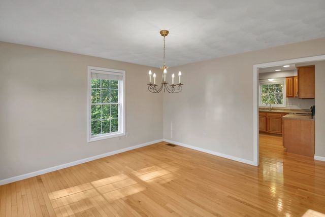 170 Bay State Rd, Methuen, MA 01844
