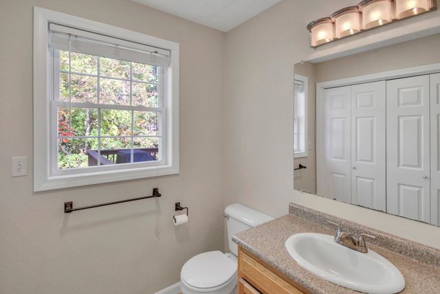 170 Bay State Rd, Methuen, MA 01844