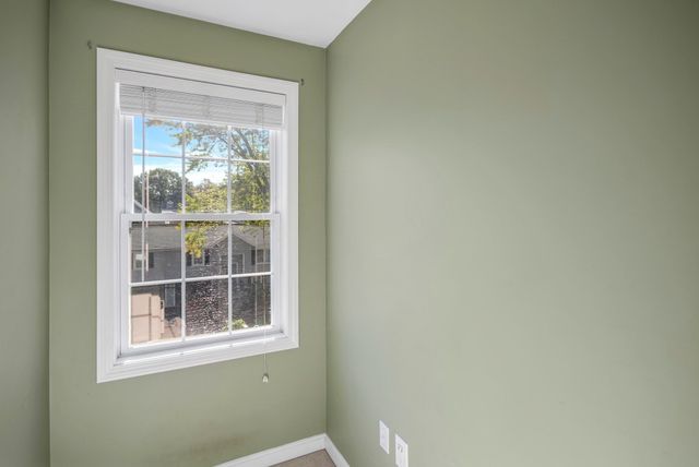 170 Bay State Rd, Methuen, MA 01844