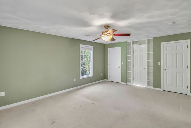 170 Bay State Rd, Methuen, MA 01844
