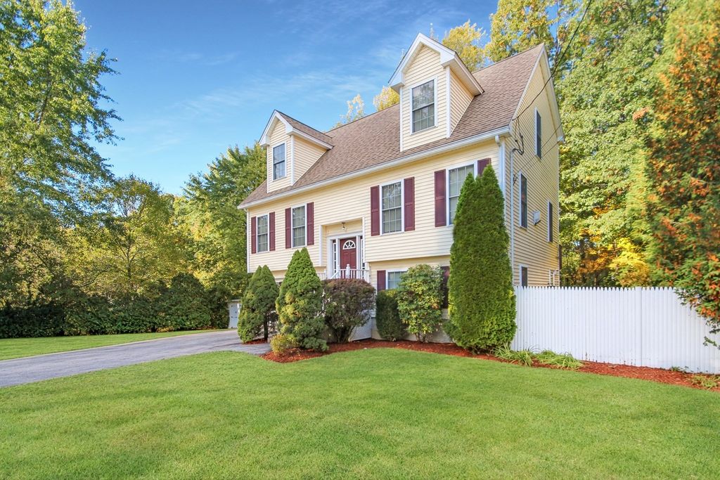 170 Bay State Rd, Methuen, MA 01844