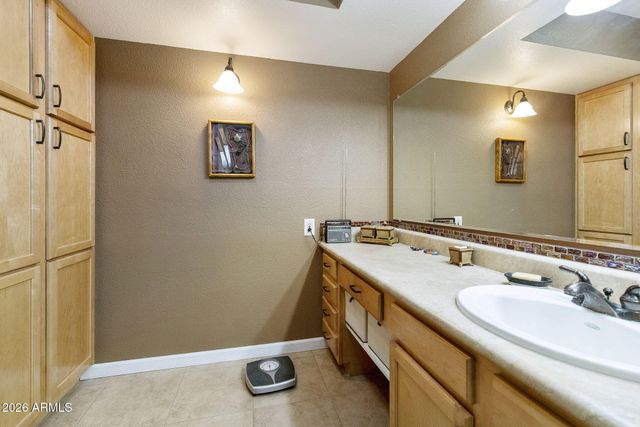 444 S DESERT FLOWER Drive, Mesa, AZ 85208