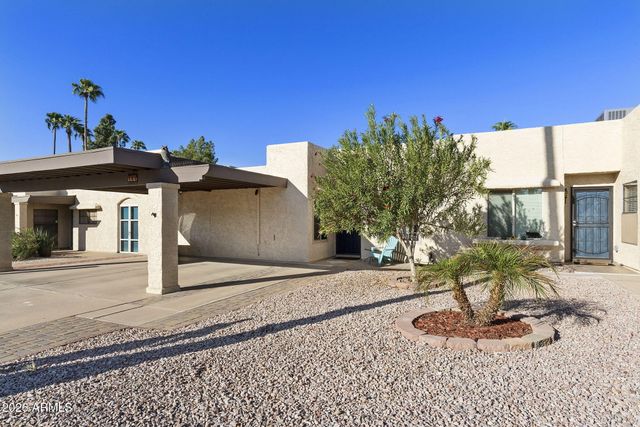 444 S DESERT FLOWER Drive, Mesa, AZ 85208