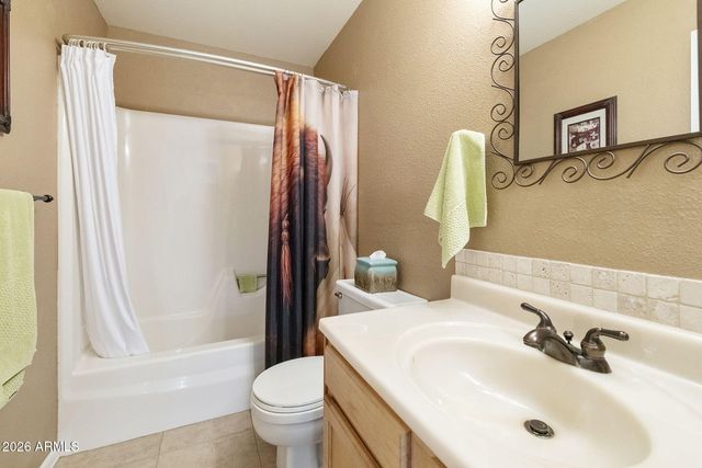444 S DESERT FLOWER Drive, Mesa, AZ 85208