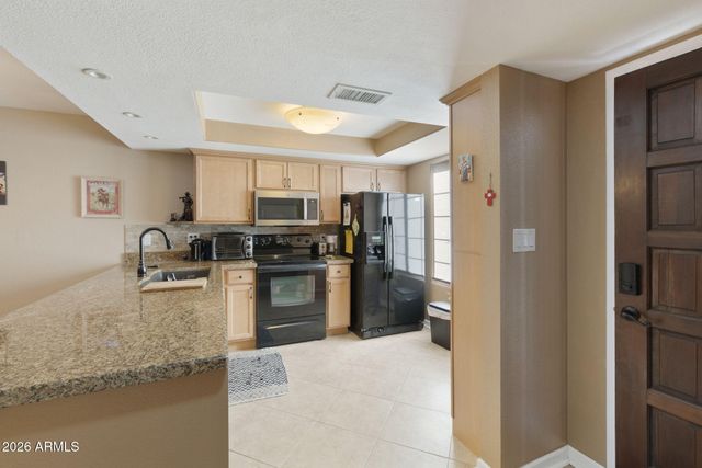 444 S DESERT FLOWER Drive, Mesa, AZ 85208