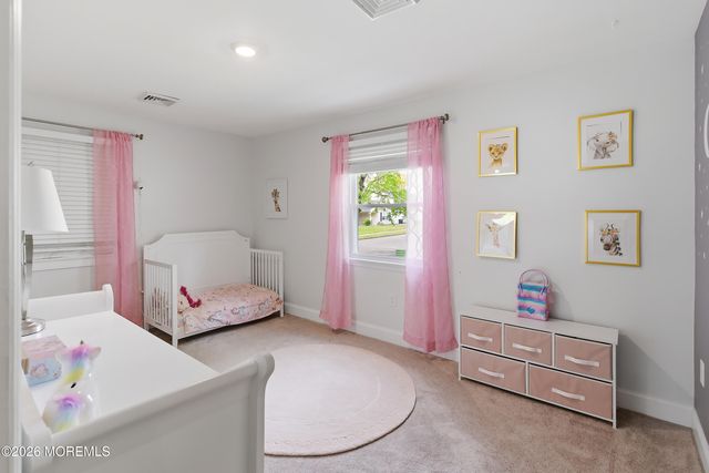 5 Chestnut Way Circle, Barnegat, NJ 08005