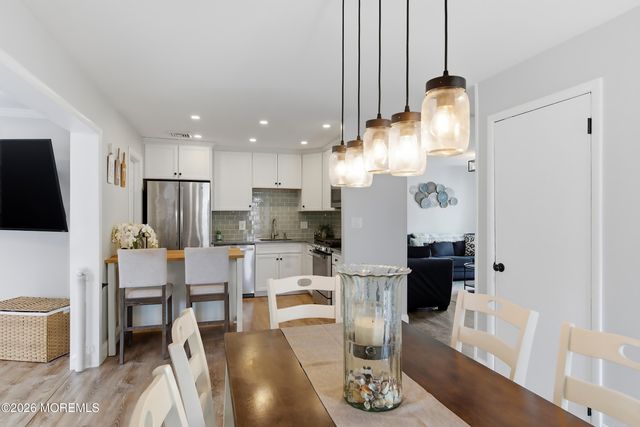 5 Chestnut Way Circle, Barnegat, NJ 08005