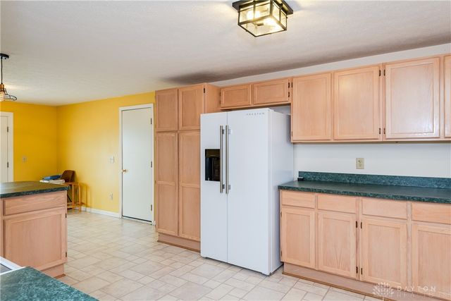 929 N Tecumseh Road, Springfield, OH 45504