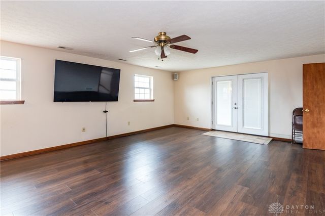 929 N Tecumseh Road, Springfield, OH 45504