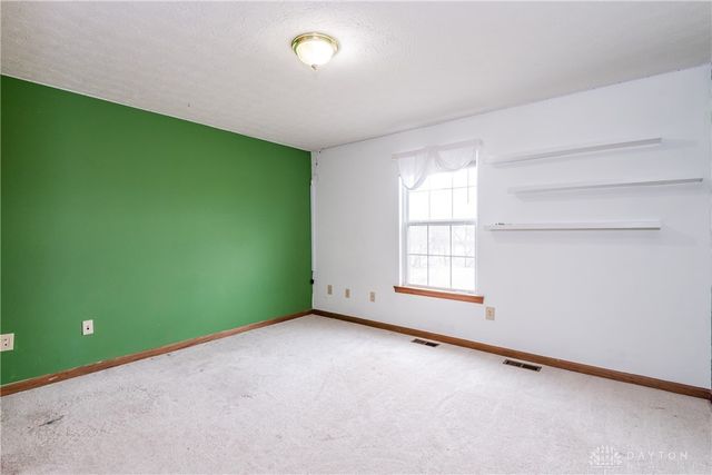 929 N Tecumseh Road, Springfield, OH 45504