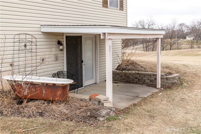 929 N Tecumseh Road, Springfield, OH 45504