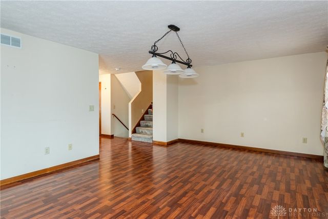 929 N Tecumseh Road, Springfield, OH 45504