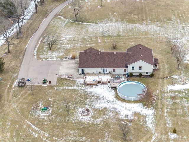 929 N Tecumseh Road, Springfield, OH 45504