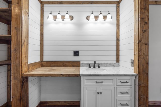 119 County Road 244, Athens, TN 37303