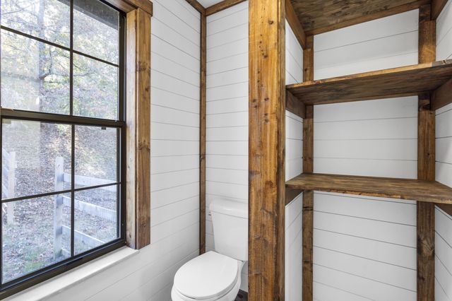 119 County Road 244, Athens, TN 37303