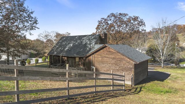 119 County Road 244, Athens, TN 37303