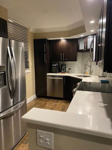 130 Lakeshore Drive Ph 22, North Palm Beach, FL 33408