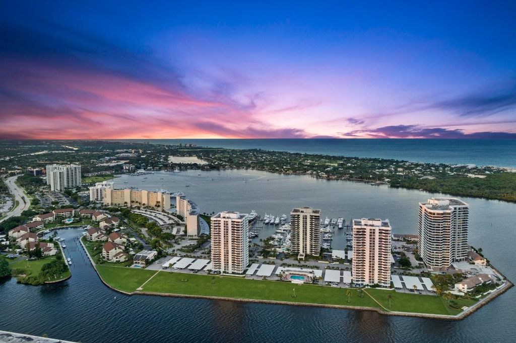 130 Lakeshore Drive Ph 22, North Palm Beach, FL 33408