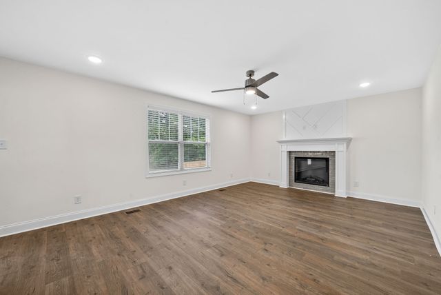 614 Chatsworth Drive, Clarksville, TN 37042