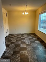 221 BETHEL DR, Lancaster, PA 17601
