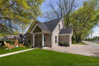 1626 Kehoe Lane, Jeffersonville, IN 47130