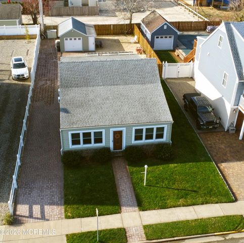 26 Niblick Street, Point Pleasant Beach, NJ 08742