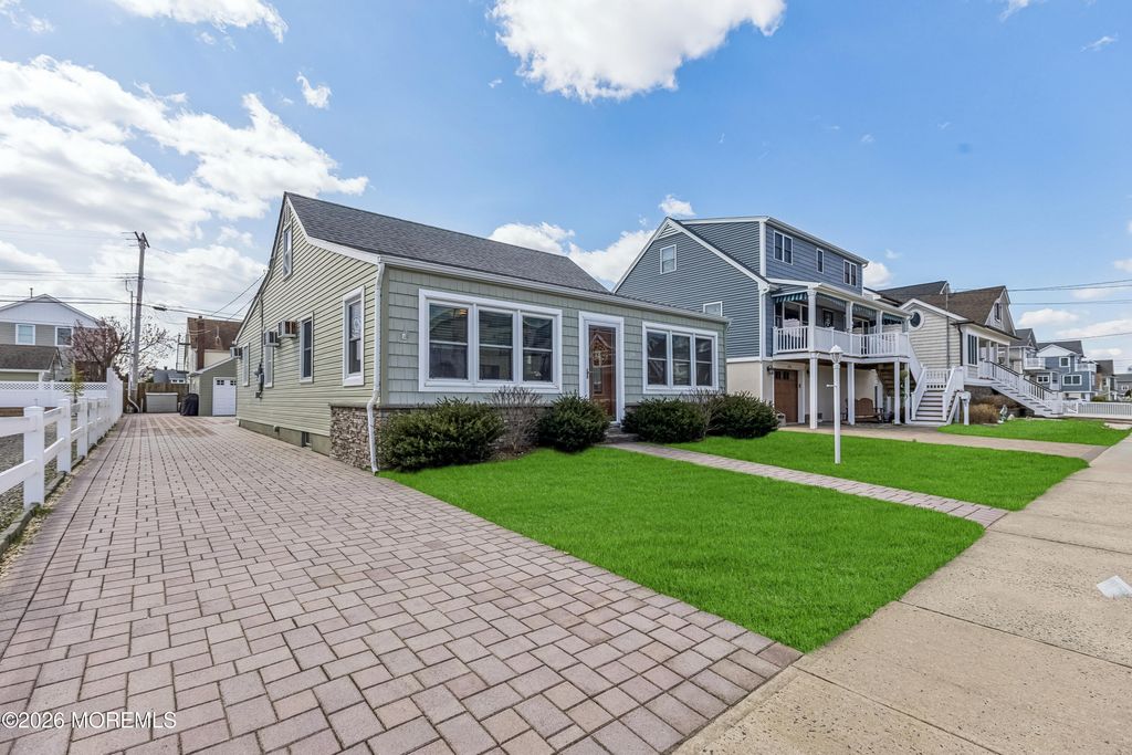 26 Niblick Street, Point Pleasant Beach, NJ 08742