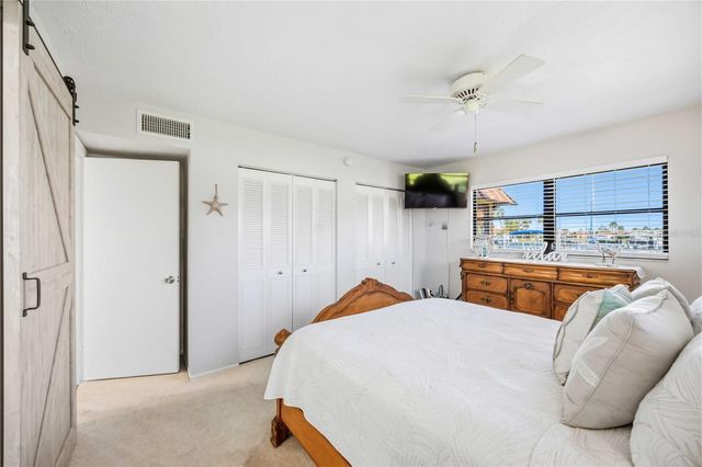 9606 VALENCIA COVE, Bradenton, FL 34210