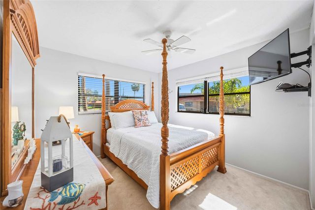 9606 VALENCIA COVE, Bradenton, FL 34210