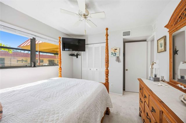 9606 VALENCIA COVE, Bradenton, FL 34210